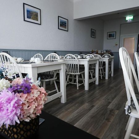 Hotel Mandalay Portrush Exterior foto